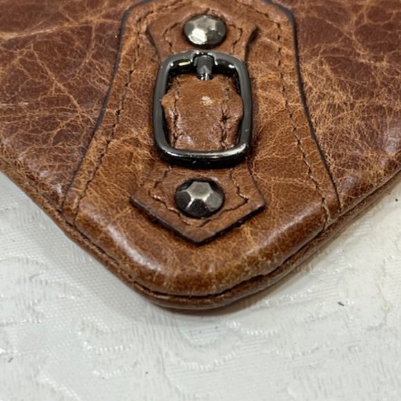 VTG Brown Distressed Leather Zip Studded Accents Pouch Wallet 7.5"x4.25" - Picture 6 of 15